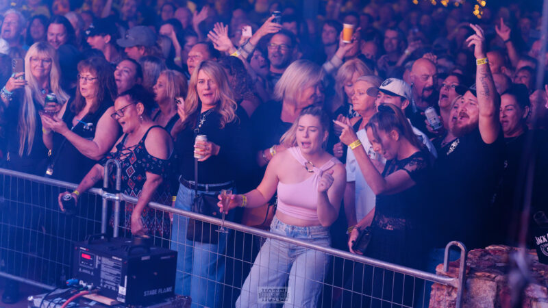 JETS, OUTDOOR LIVE MUSIC EVENTS, RAVENSWOOD HOTEL, AUSTRALIA DAY WEEKEND 2026, BEST LIVE MUSIC VENUE