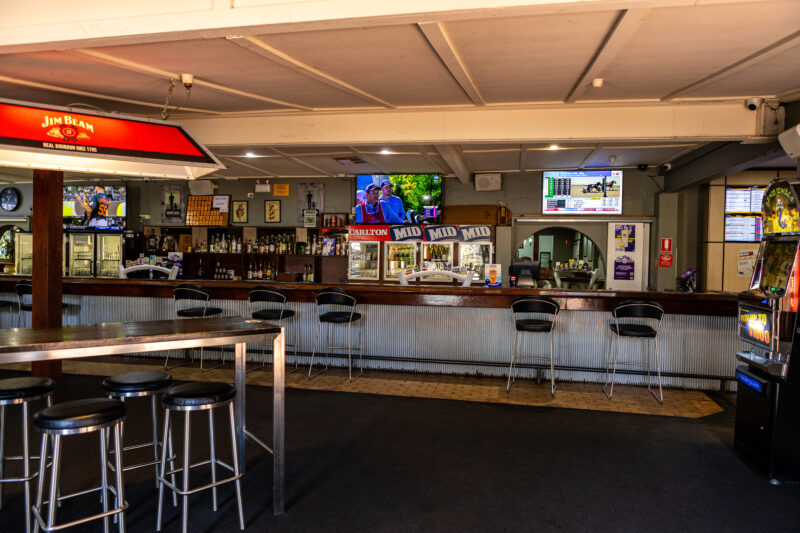 JETS, OUTDOOR LIVE MUSIC EVENTS, RAVENSWOOD HOTEL, AUSTRALIA DAY WEEKEND 2026, BEST LIVE MUSIC VENUE